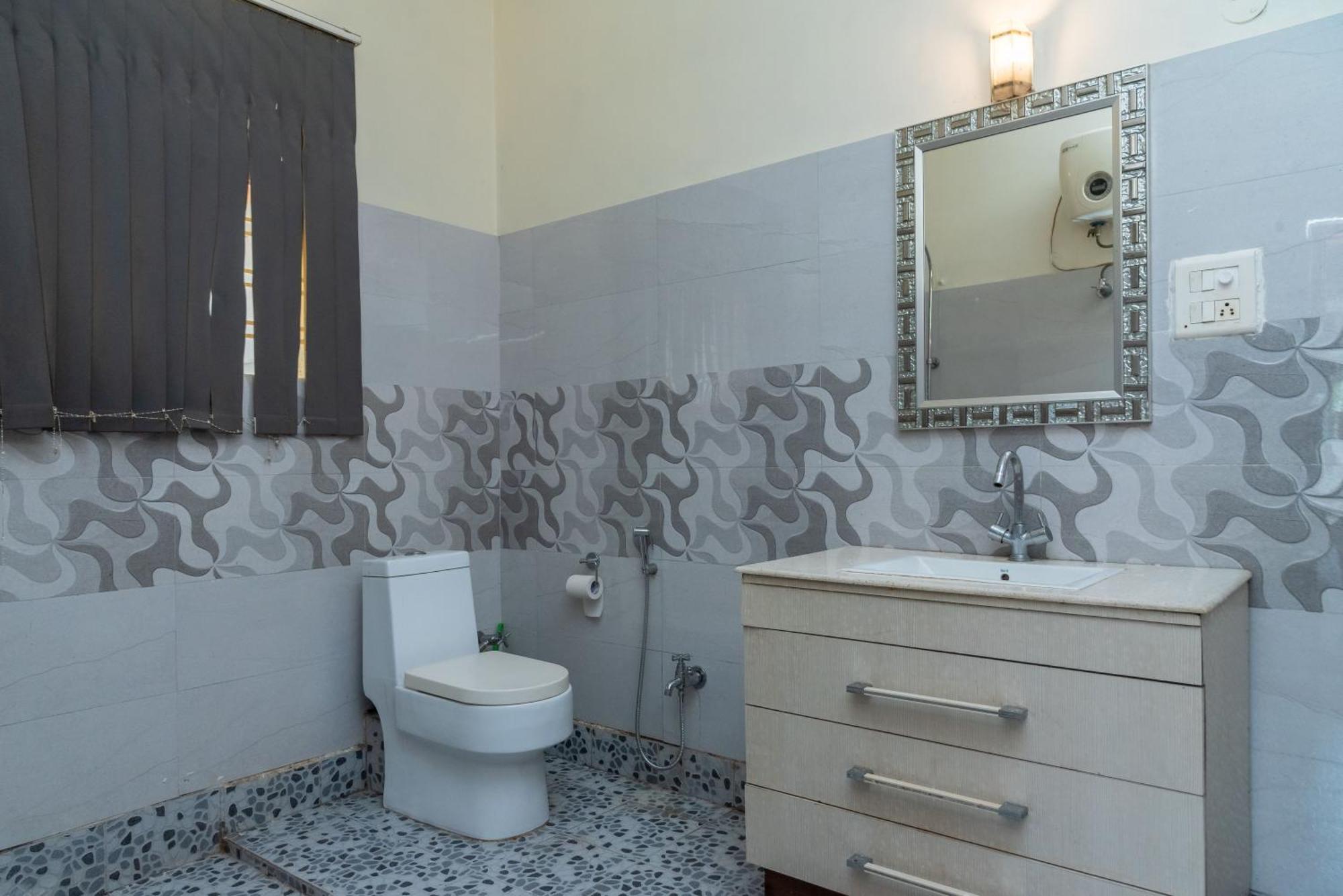 לינה וארוחת בוקר גווהטי The Urban Grandeur 1 מראה חיצוני תמונה
